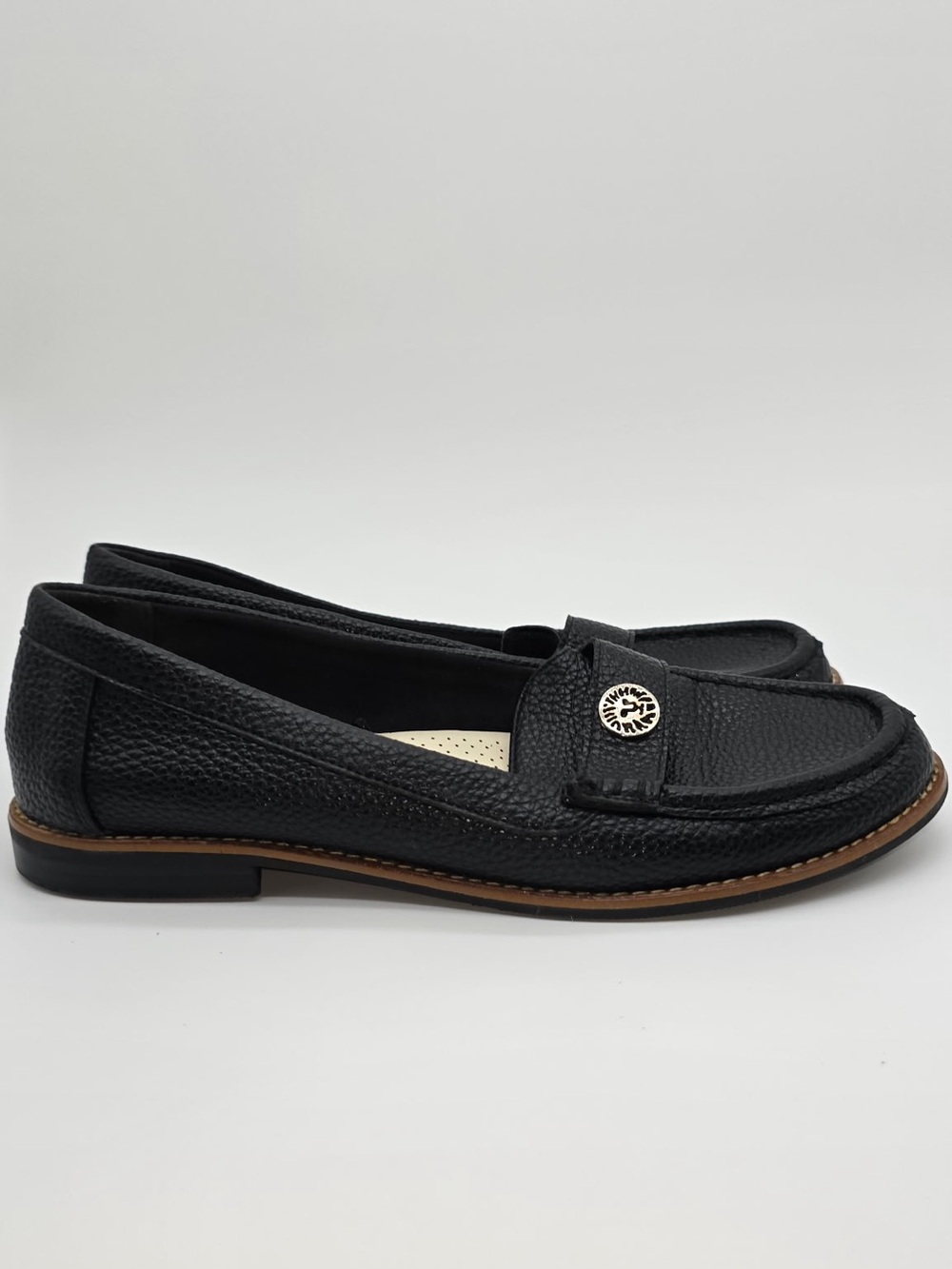 Anne Klein Black Leather Textured Penny Loafers Size 9M - Picture 2 of 5
